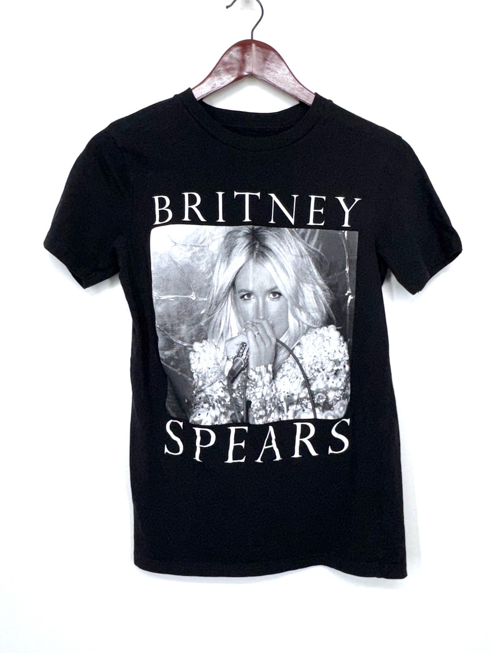 Black & White Britney Spears Graphic Crewneck Short Sleeve Tee Size Small